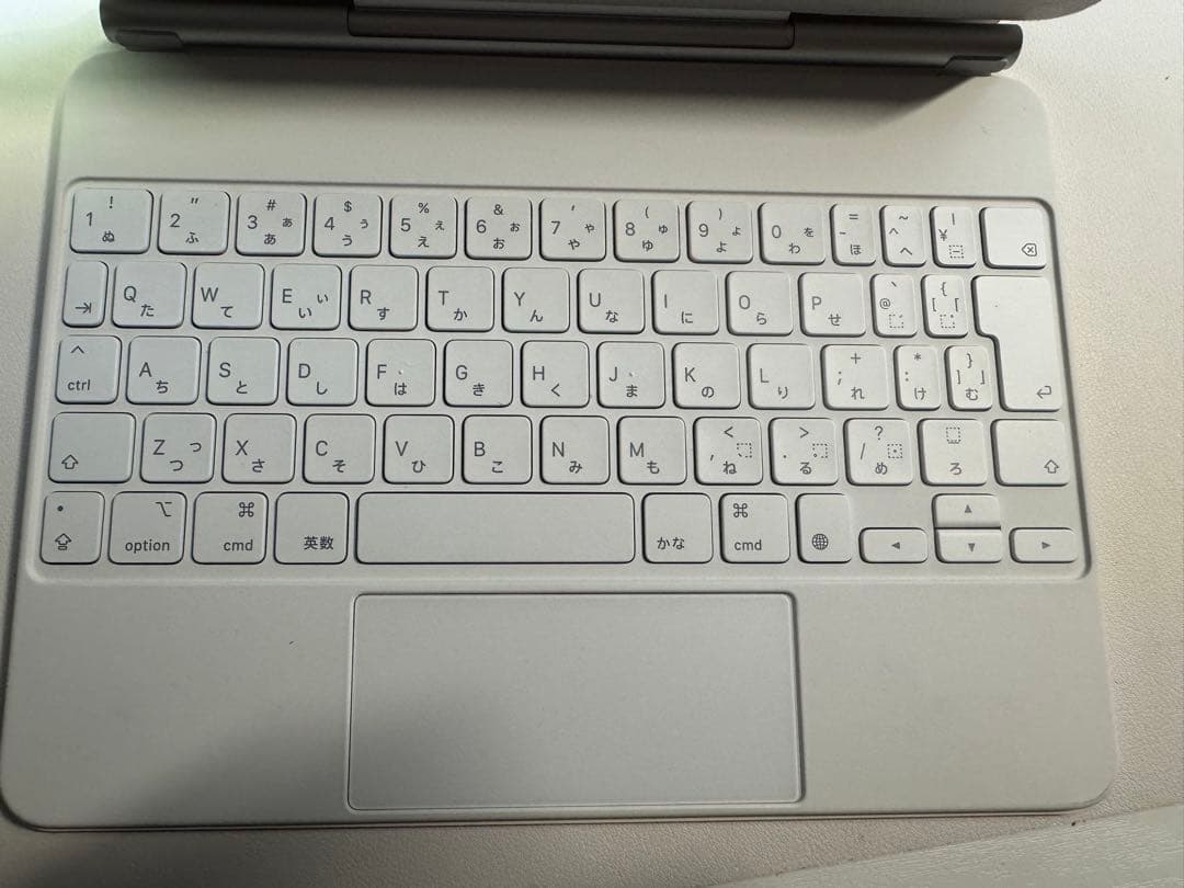 Apple 純正 magic keyboard 11インチ用