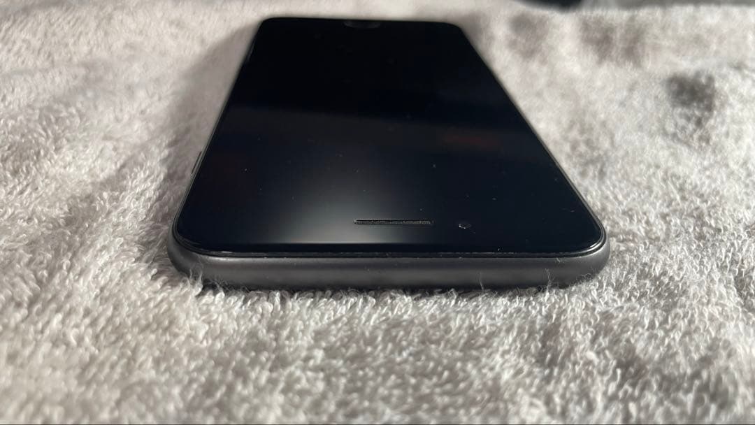 iPhone 8 256GB SIMフリー ブラック 傷あり 動作確認済み