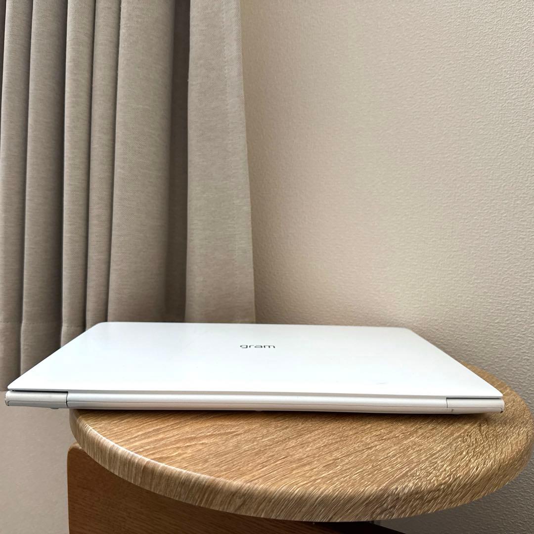 【祝日限定割引】LG gram 14Z980-GA55J