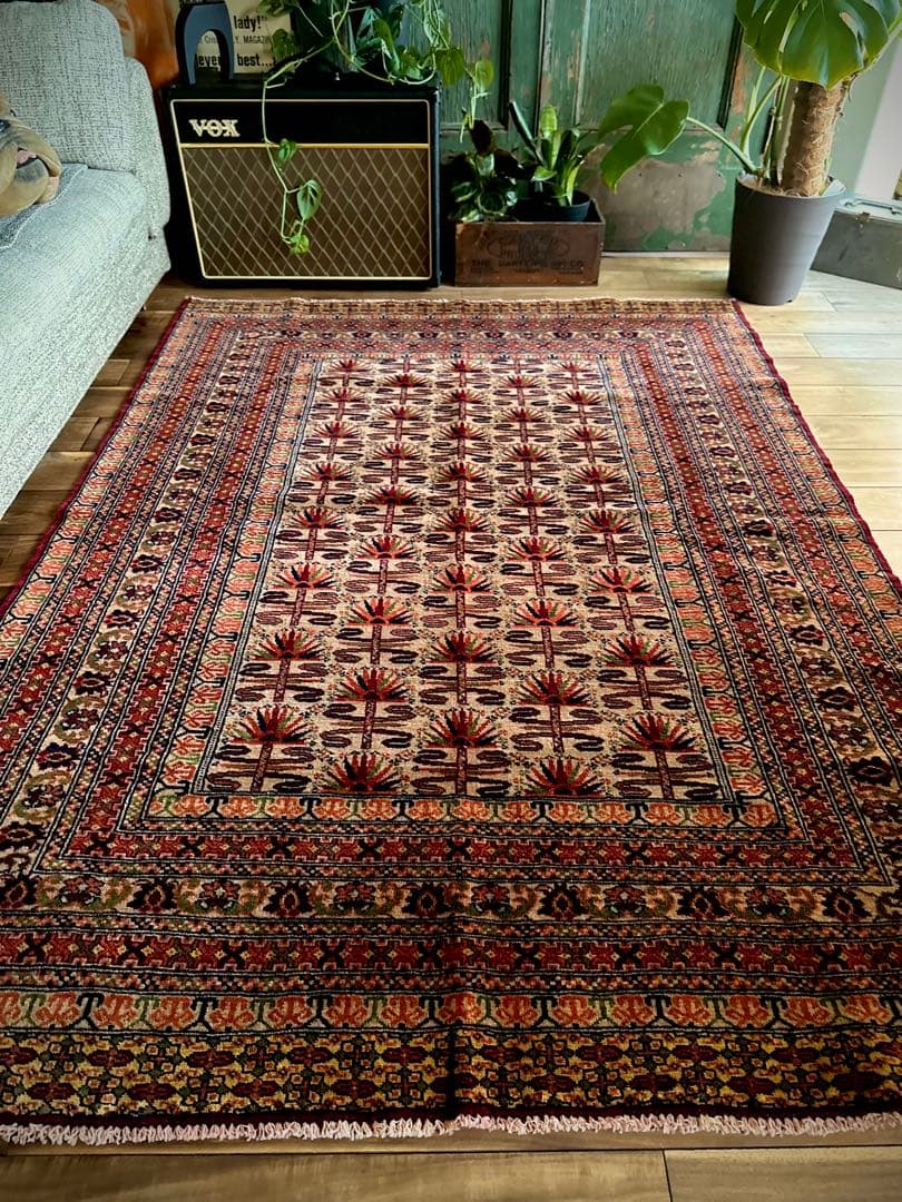 トライバルラグ　ヴィンテージラグ　アフガンラグ　バルーチ族　プリミティブアート