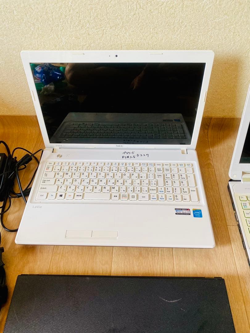 DELLとNECのノートPC i7-i5-3セット( ジャンク)