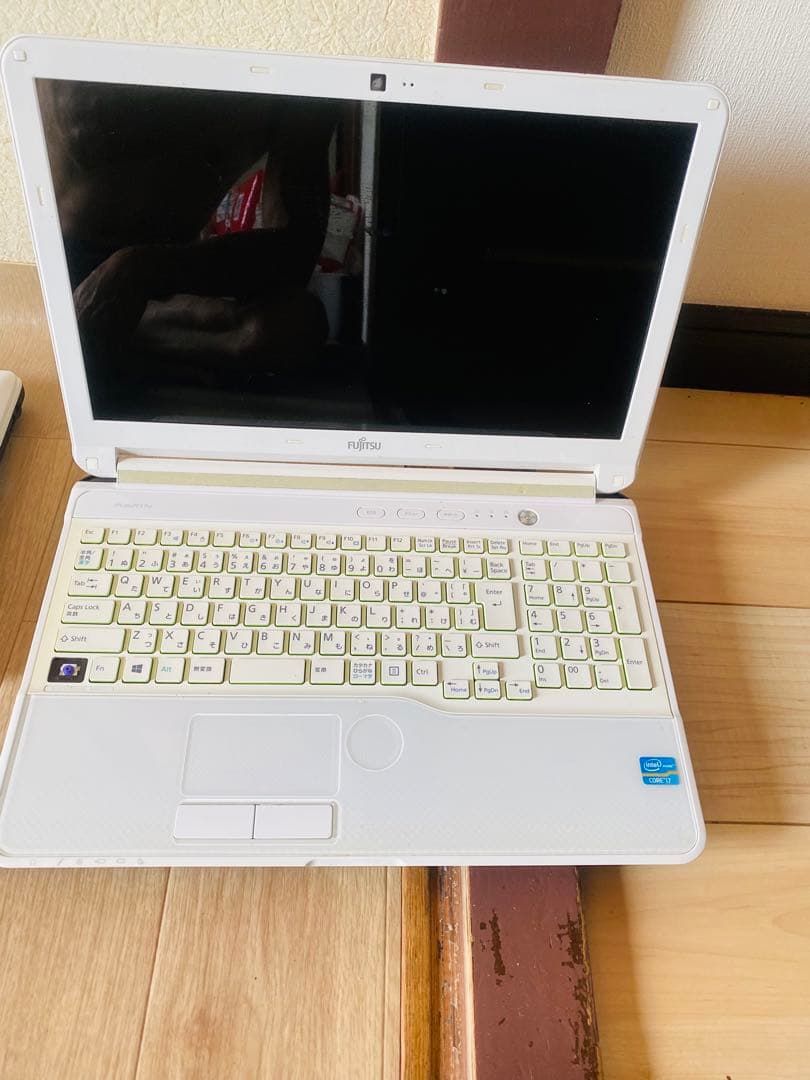 DELLとNECのノートPC i7-i5-3セット( ジャンク)