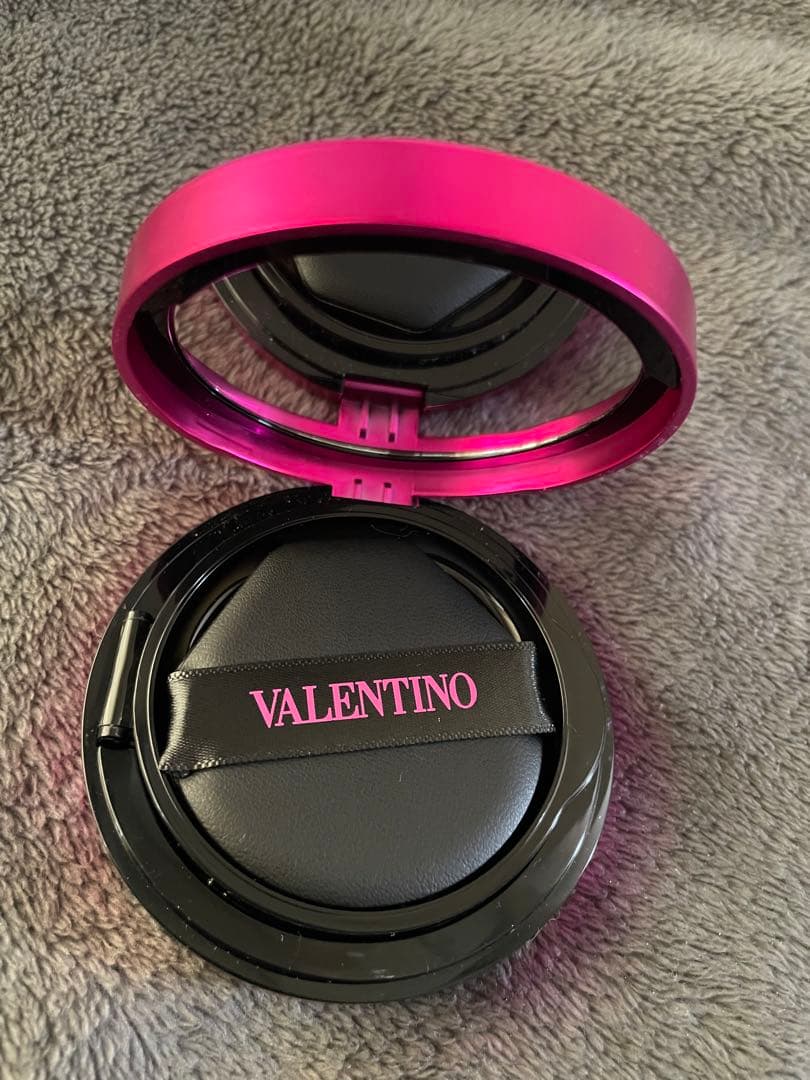 VALENTINO GOクッション グロウ　PINK PP シークイン新品