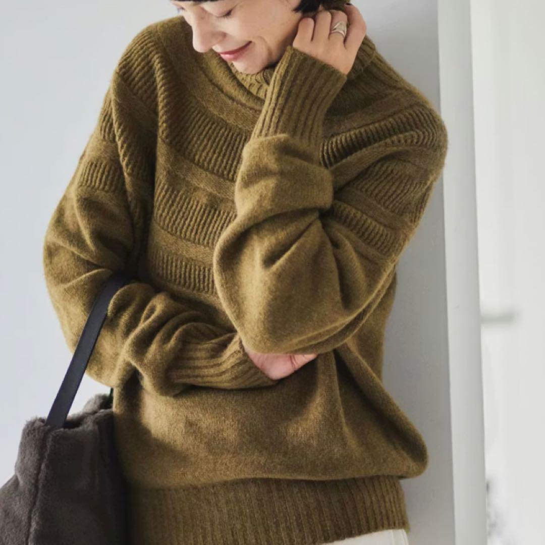 2025年♡ファクトリー ヤクのレース柄オフタートルニット リブ 現行 Mサイズ