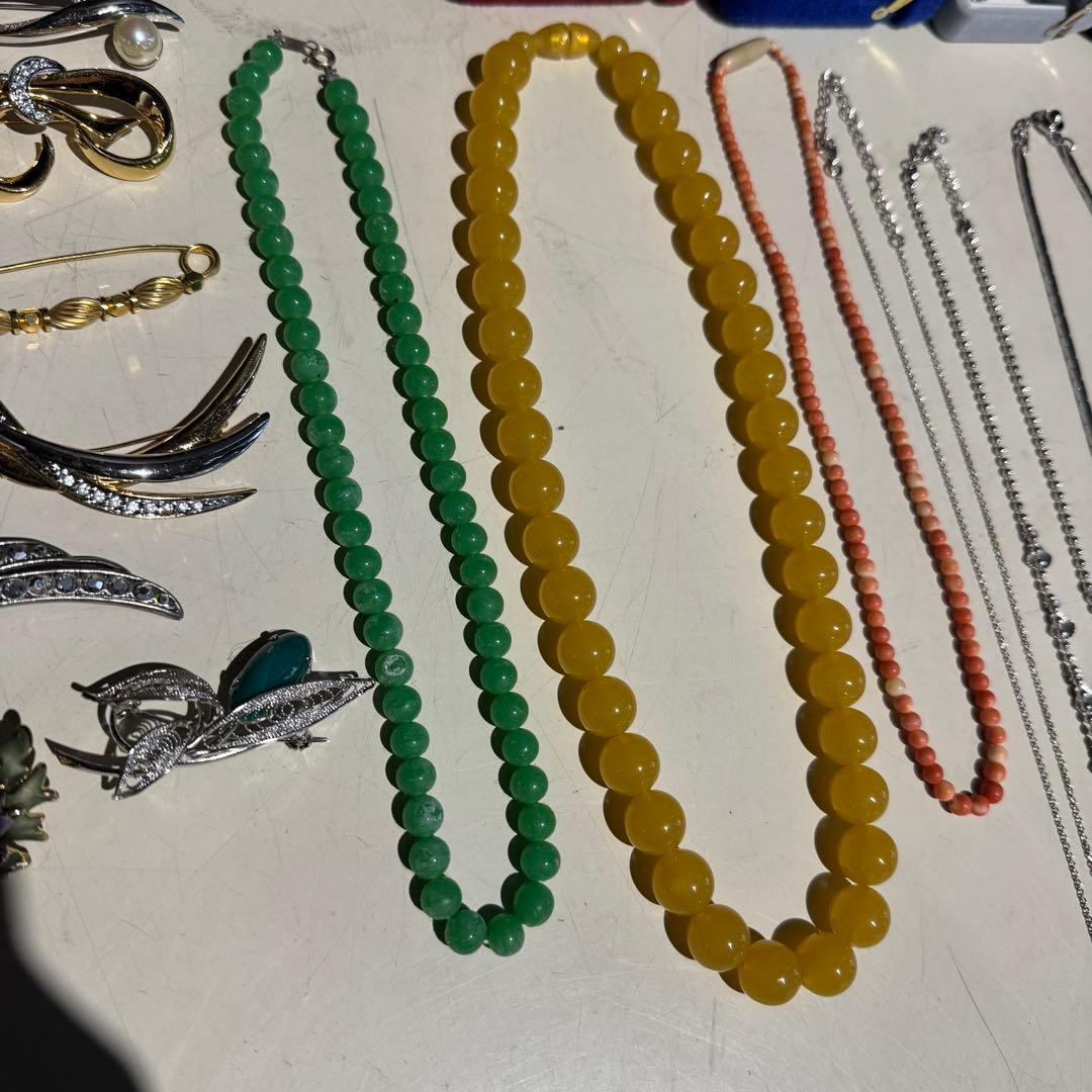 ★ アクセサリー　まとめ売り　遺品整理　生前整理 ネックレス　ブローチ　など