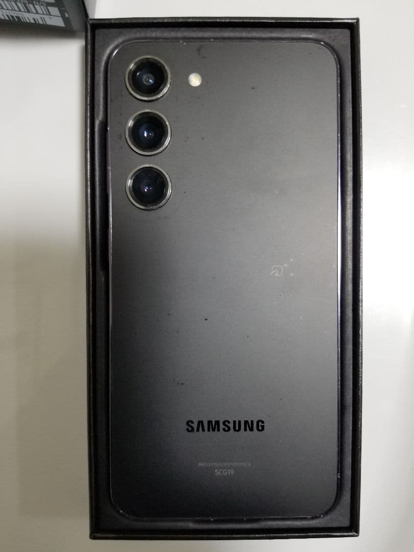 Samsung Galaxy S23 本体 ブラック ケース付き