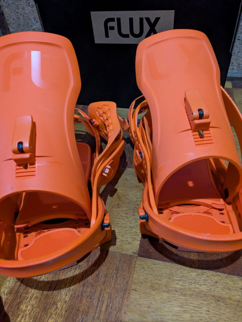 FLUX XF Sサイズ　24-25モデル