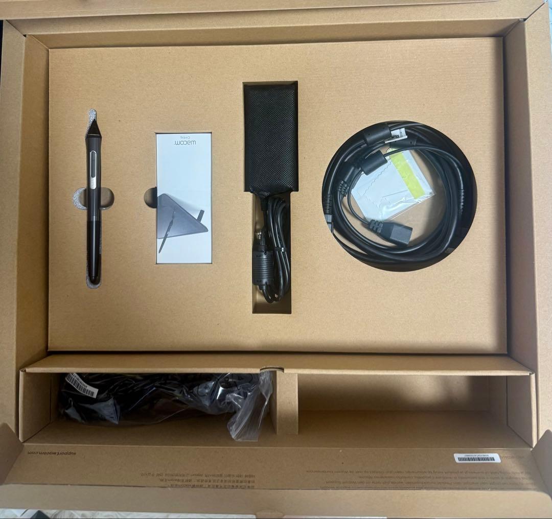 Wacom Cintiq 16 液晶ペンタブレット本体