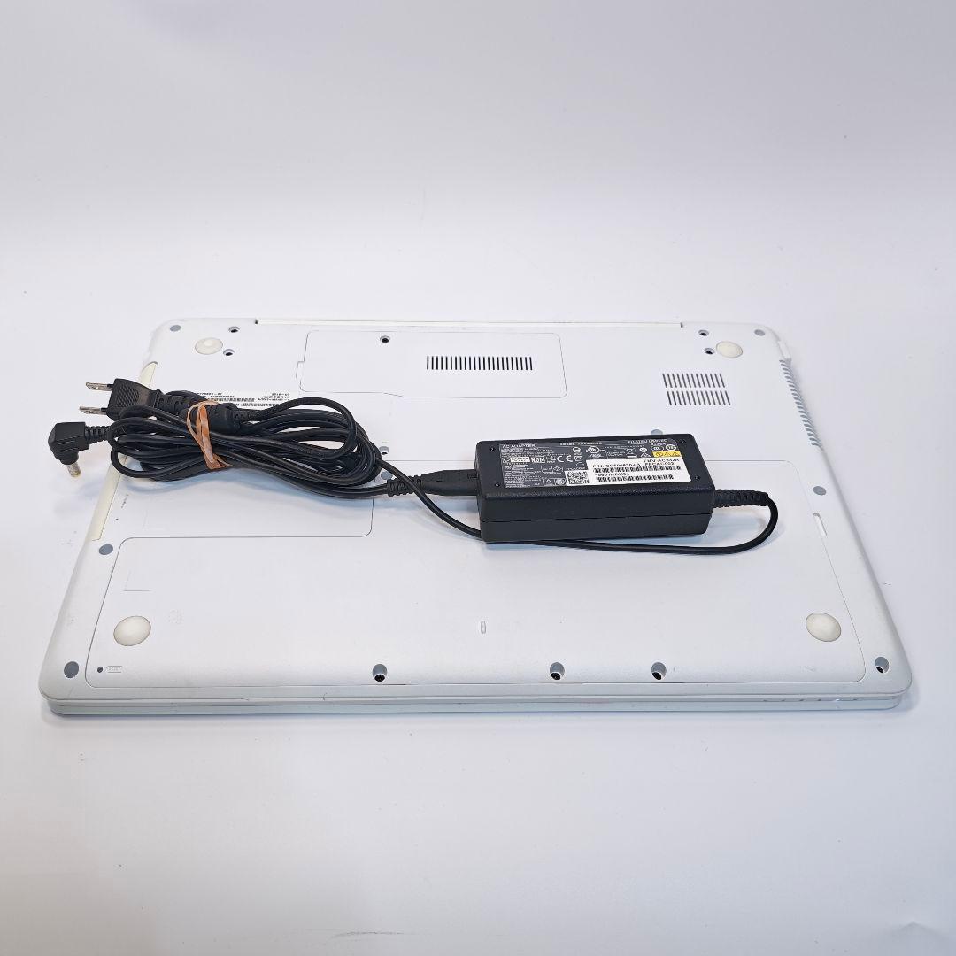 富士通 LIFEBOOK AH50/D2 FMVA50D2WP