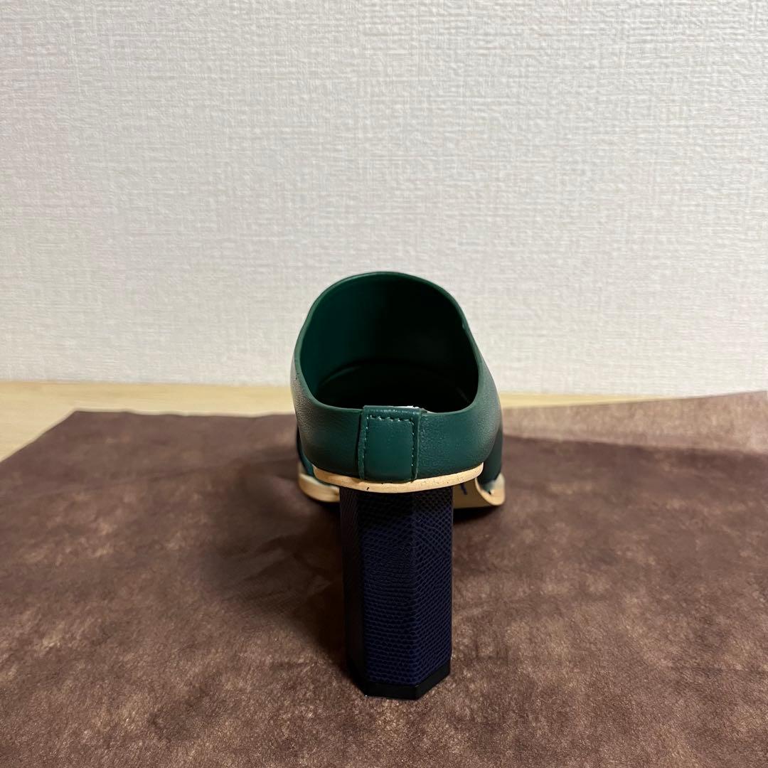 【未使用品】UN3D. SIDE SQUARE MULE ブラック×グリーン