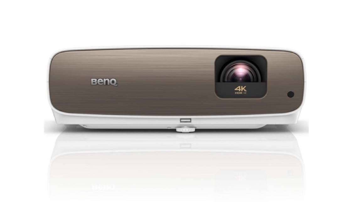 BENQ 4K プロジェクター 本体　HT3550i