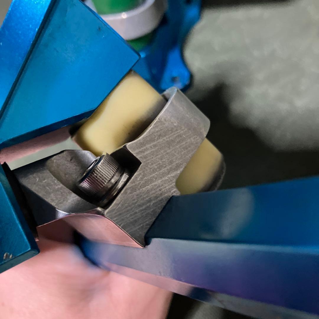 surf rodz TKP 159 リップタイドブッシュ、ビス、ライザーパッド付