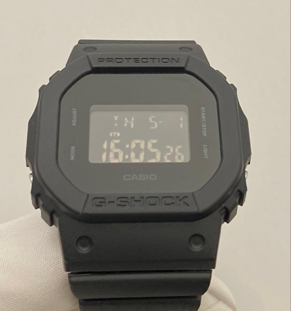 美品 CASIO G-SHOCK GMD-S5610BB-1JF ミッドサイズ