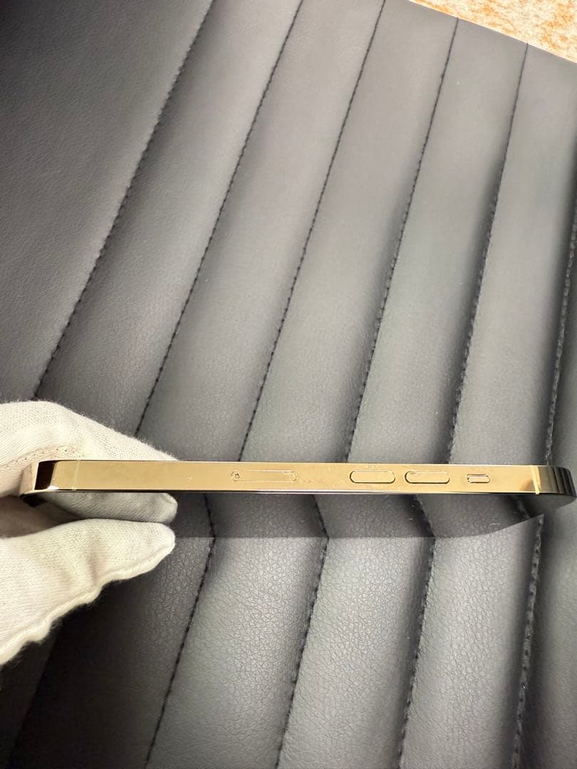 b*5様 Apple iPhone 14 Pro ゴールド 本体 SIMフリー