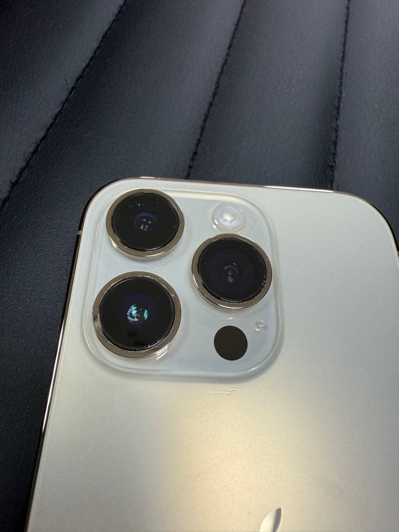 b*5様 Apple iPhone 14 Pro ゴールド 本体 SIMフリー