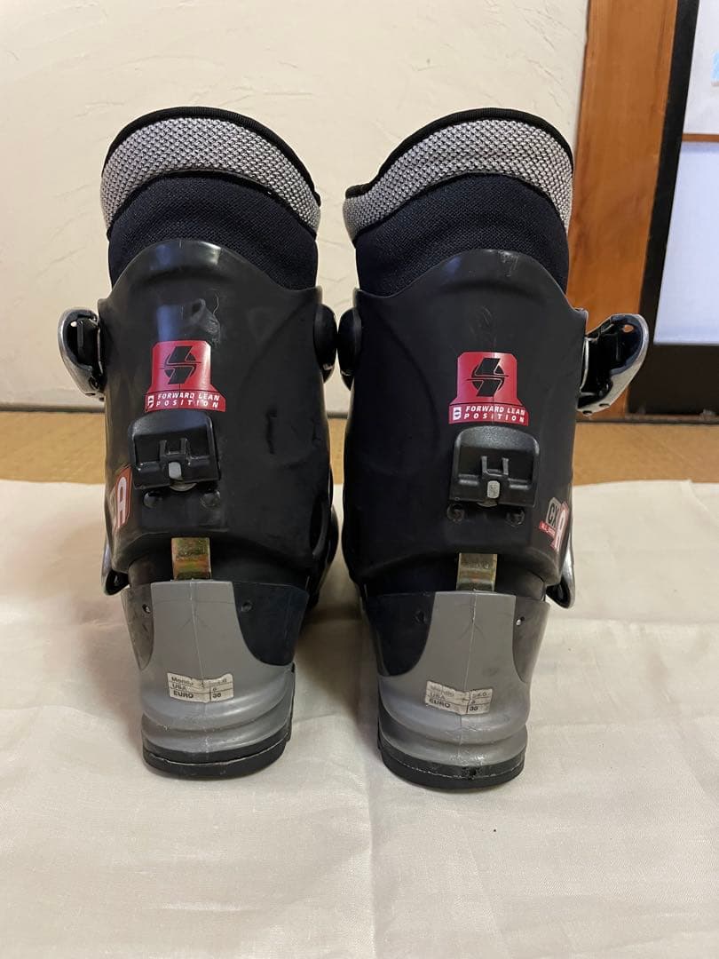 テレマークブーツ　CRISPI クリスピ　24.0cm レディース