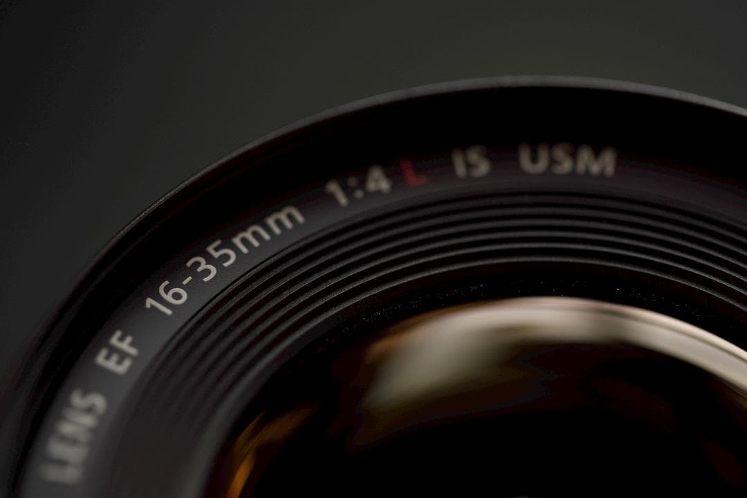 キヤノン CANON EF16-35mm F4L IS USM