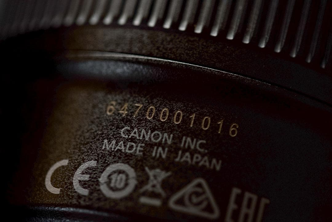 キヤノン CANON EF16-35mm F4L IS USM