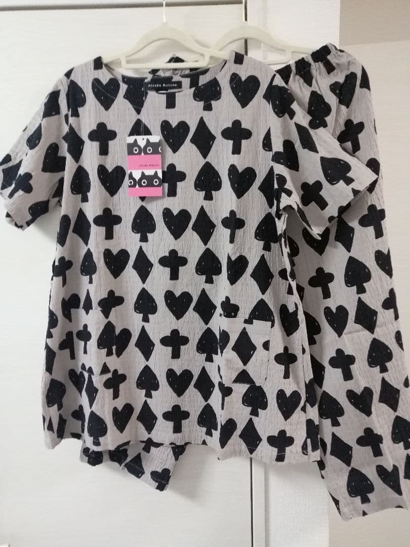 マタノアツコ　未使用タグ付　半袖　８分丈ズボン　パジャマ　ワコール　ルームウェア