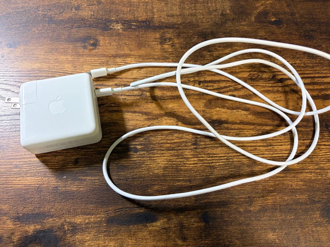 MacBook Pro 2019 13インチ Intel