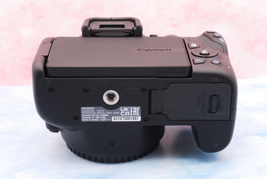 Canon Kiss X10◎一眼レフカメラ◎手ぶれ補正レンズ◎Wi-Fi