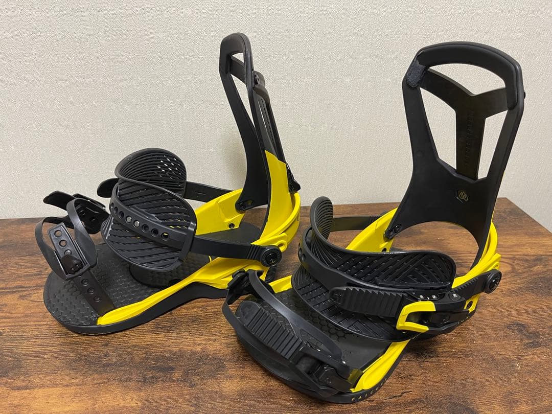 UNION FALCOR M スノーボードビンディング　ユニオン　トラビスライス
