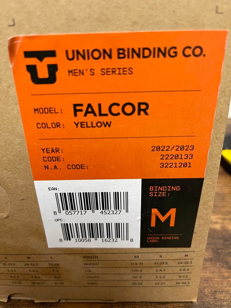 UNION FALCOR M スノーボードビンディング　ユニオン　トラビスライス