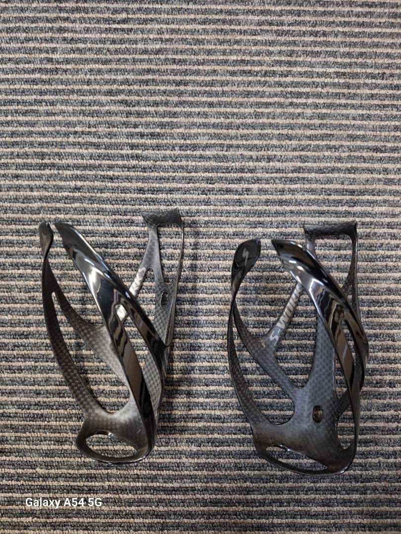 使用極少極美品S-WORKS CARBON RIB CAGE III　2個セット