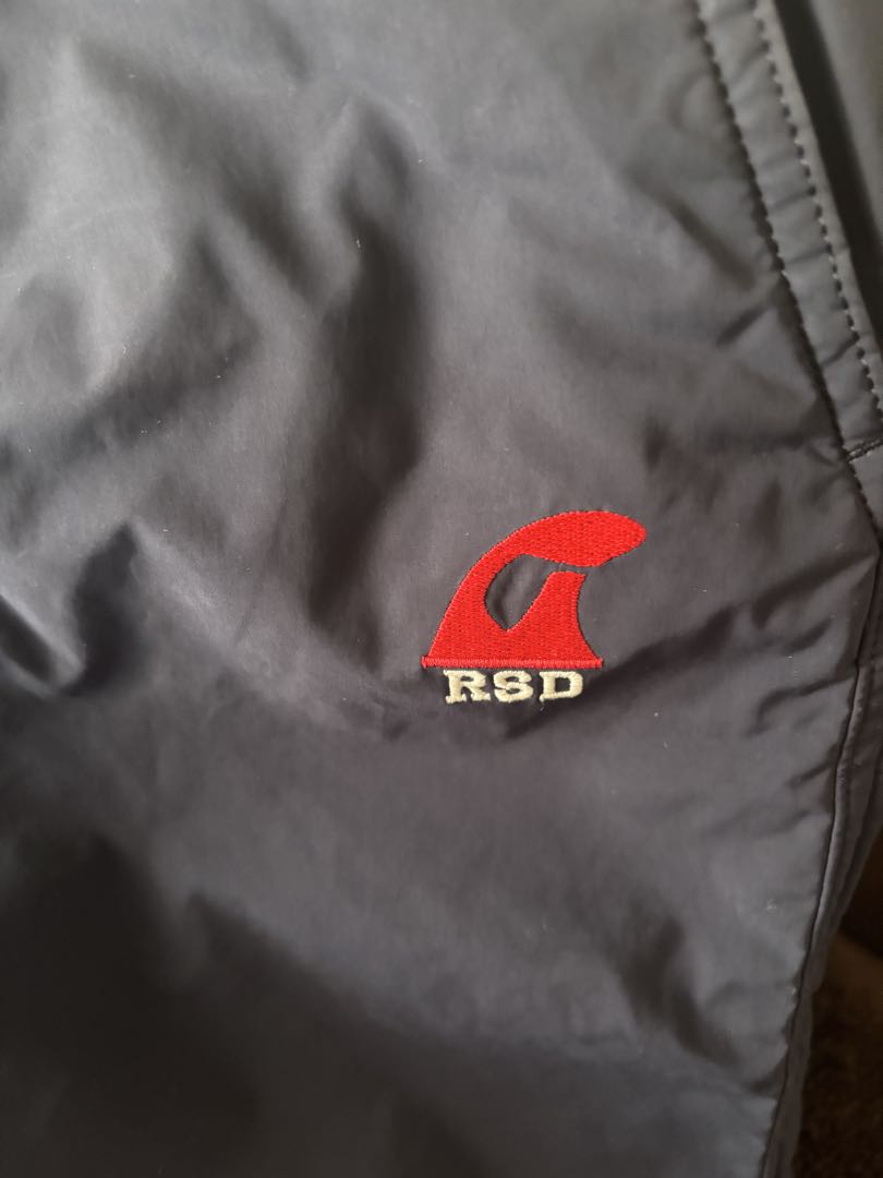 ラストセールrough swell 防寒ゴルフパンツ L ネイビー RSD