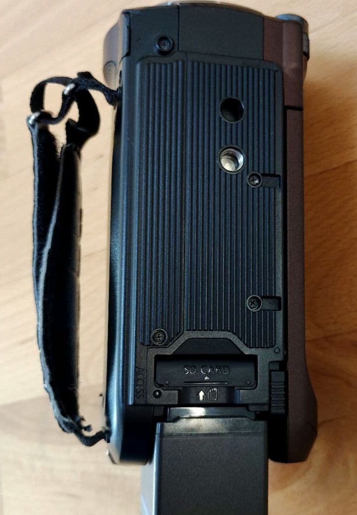 パナソニック　ハイビジョンビデオカメラ　HC-W870M