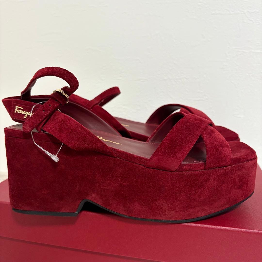新品未使用　箱付き　フェラガモ　ELENY プラットフォーム　サンダル　厚底