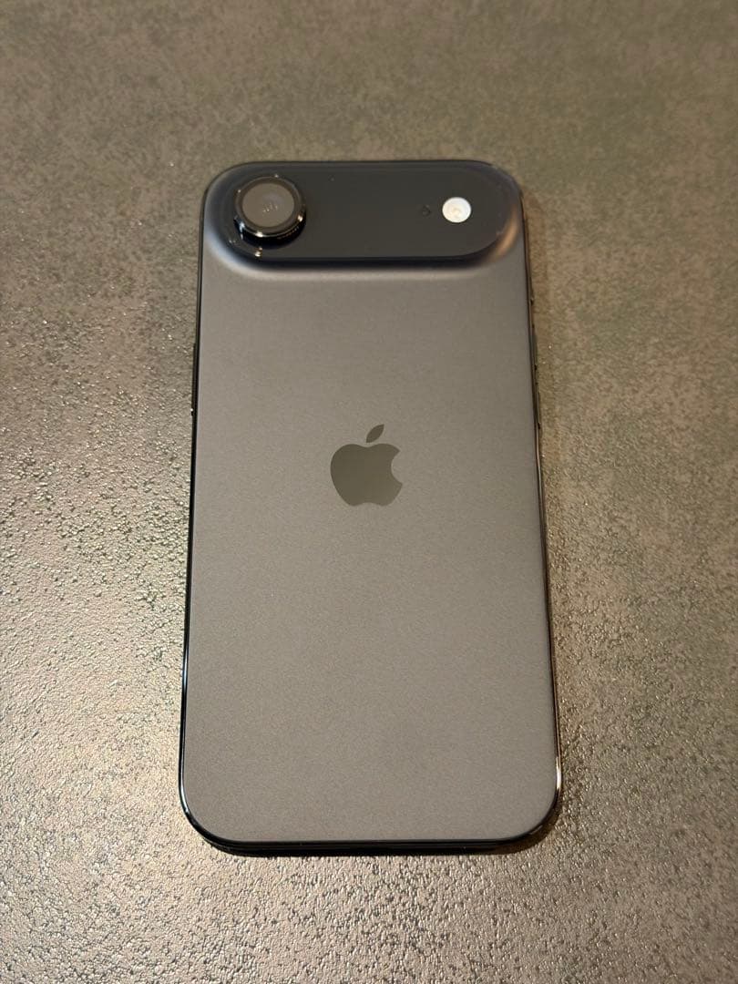 iPhone AIR 256GB AppleCare MagSafeバッテリー付