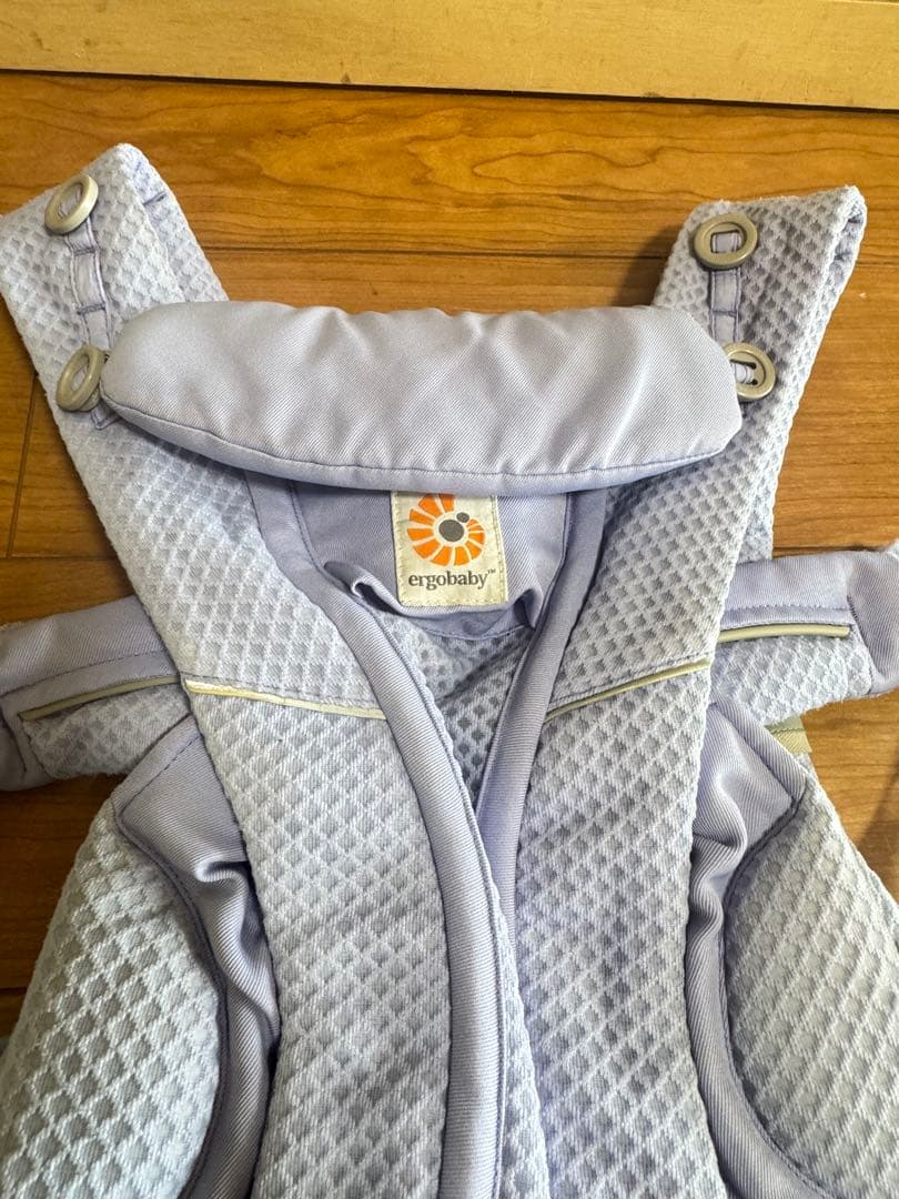 エルゴベビー　 抱っこ紐　オムニブリーズ　ブルーラベンダー