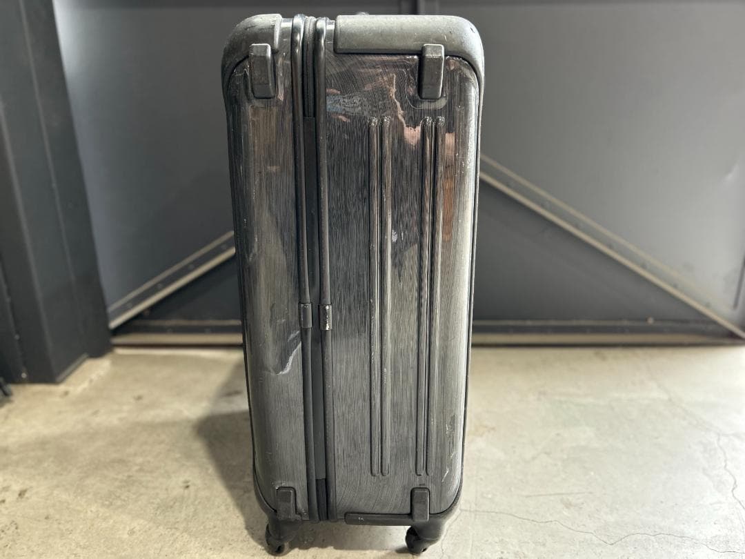 TUMI / トゥミ｜カーボンスーツケース｜カーボン製｜118 L　7泊以上