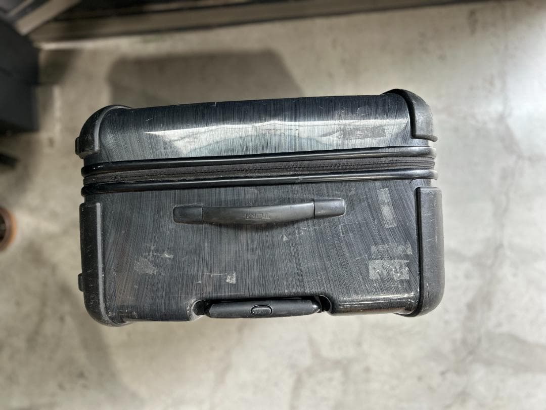 TUMI / トゥミ｜カーボンスーツケース｜カーボン製｜118 L　7泊以上