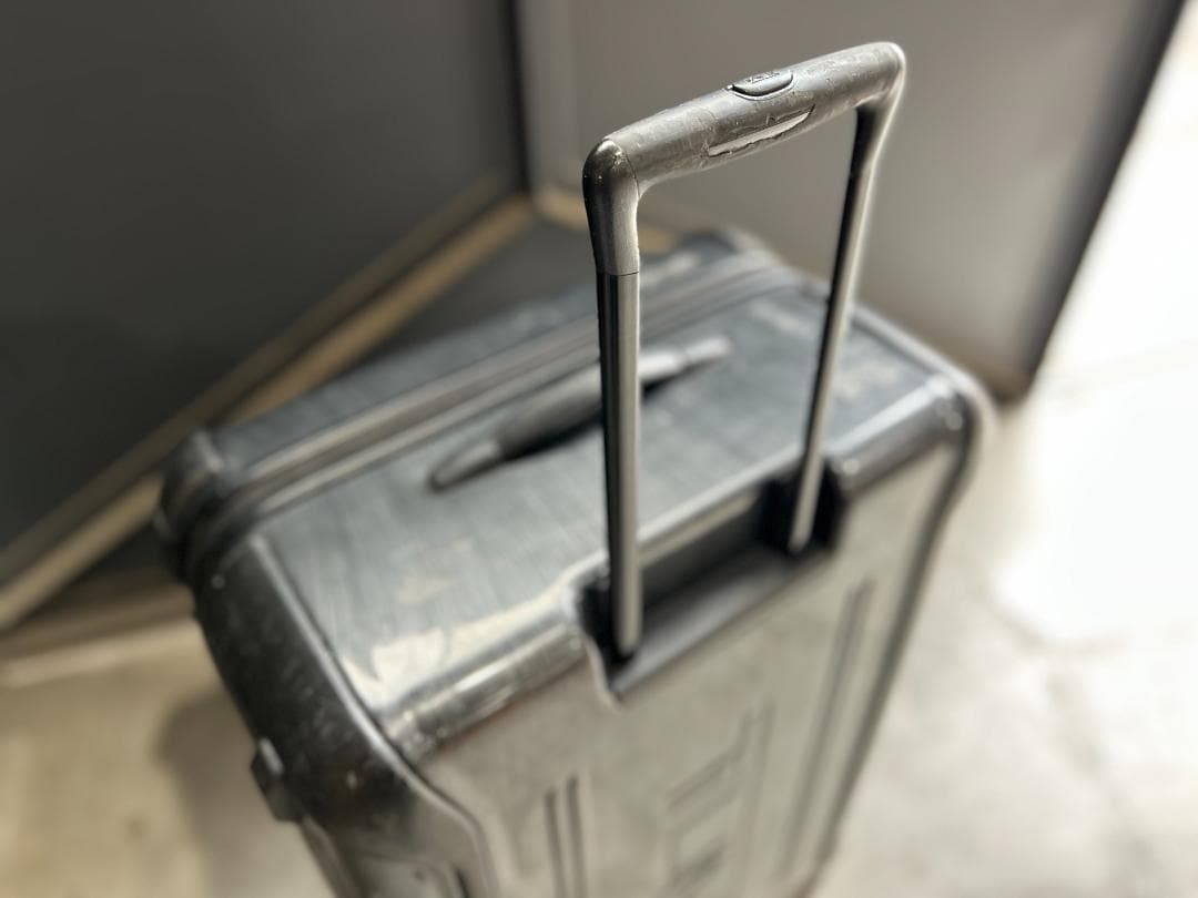 TUMI / トゥミ｜カーボンスーツケース｜カーボン製｜118 L　7泊以上