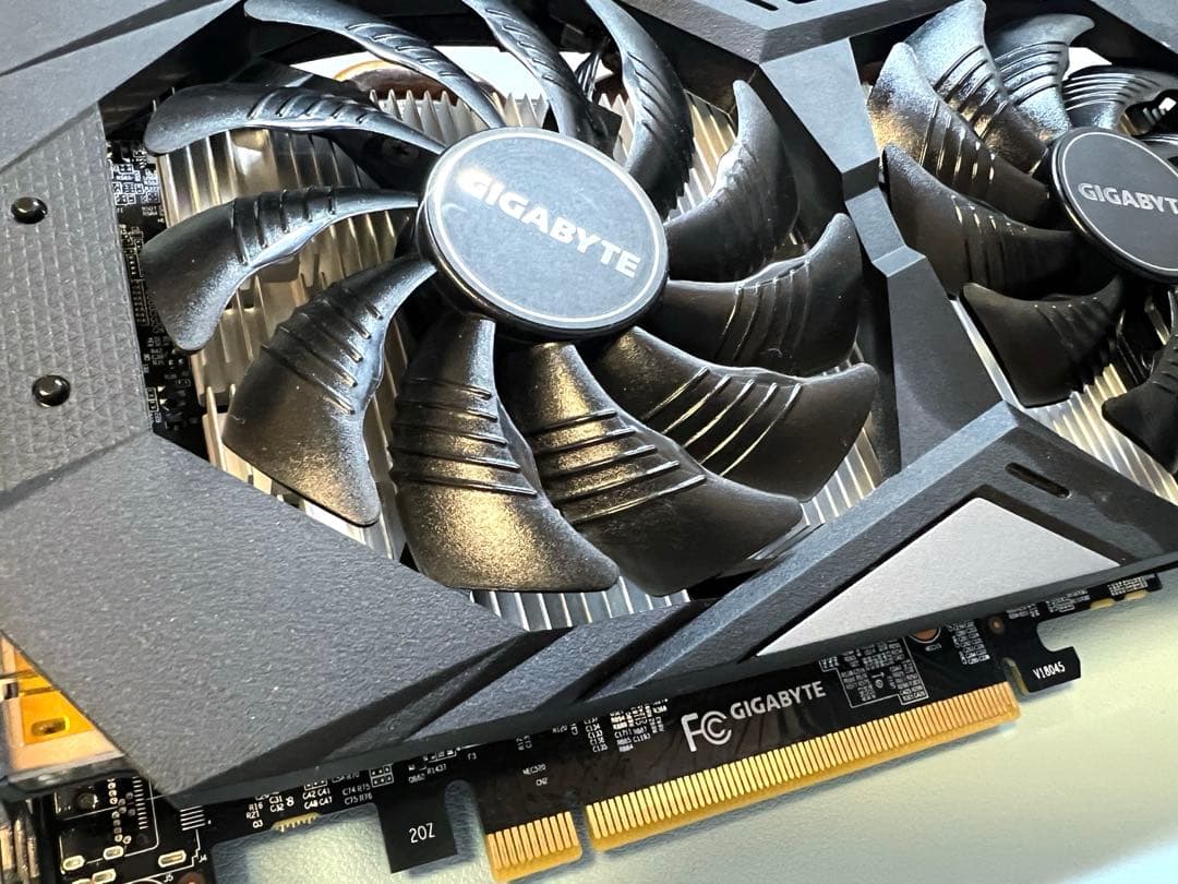 Gigabyte GeForce RTX 2060 6GB グラフィックボード