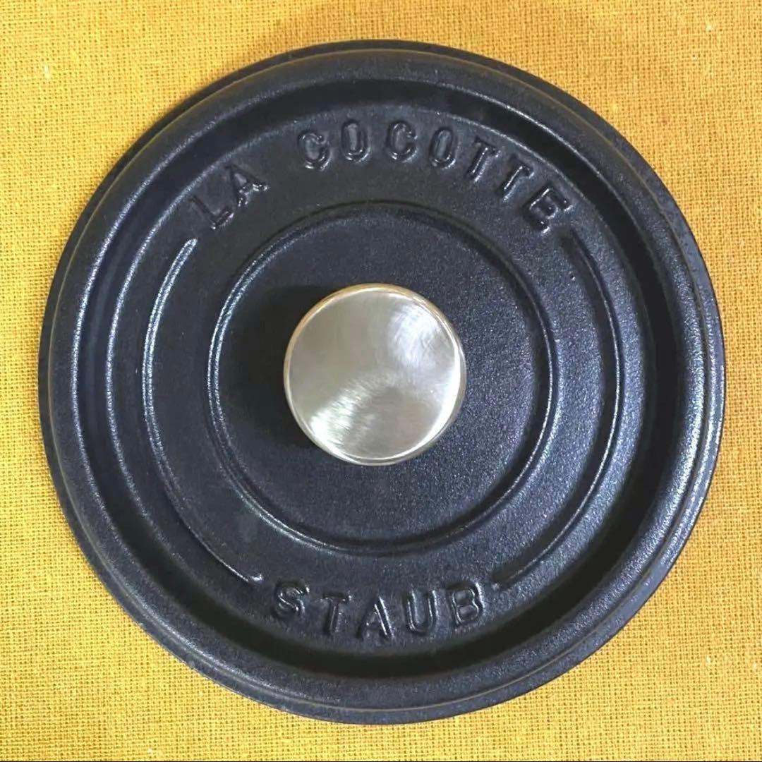 た*ら様 このサイズいいですよ‼️ ストウブ ココット16cm 旧型 深型 鉄鍋