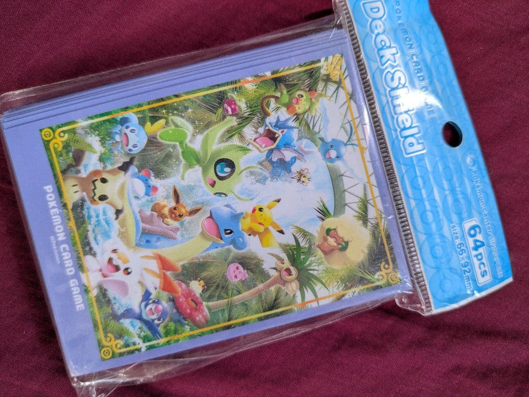 【2点セット】ポケモンセンター　シンガポール限定　プレイマット　デッキシールド