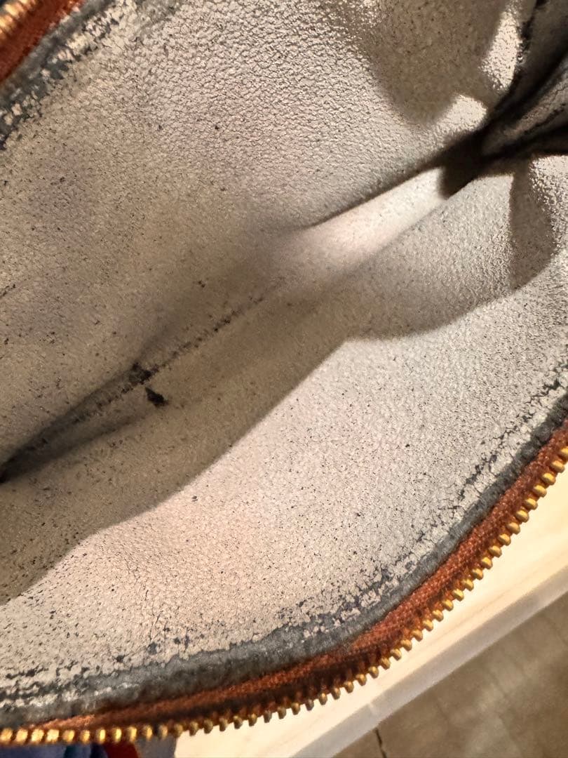 美品　ルイヴィトン　アクセソワール