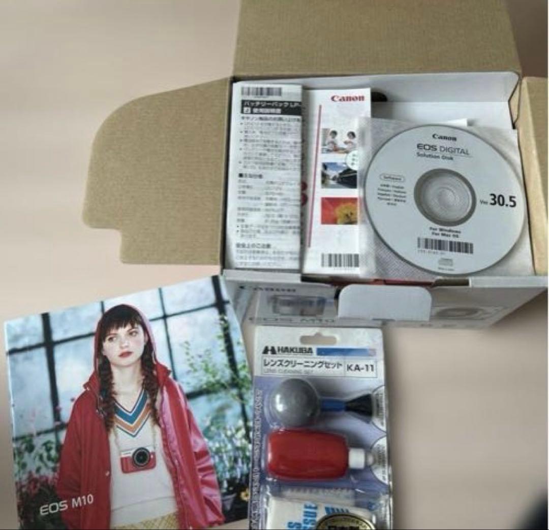 【土日限定値引中】美品 Canon EOS M10 ホワイト レンズ2本付き