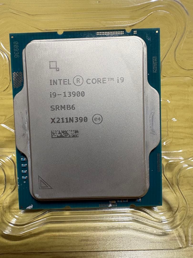 Intel Core i9 13900 13th Gen トレイ版
