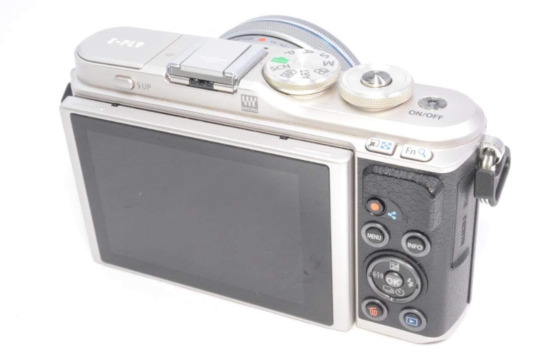OLYMPUS PEN E-PL9 ミラーレスカメラ