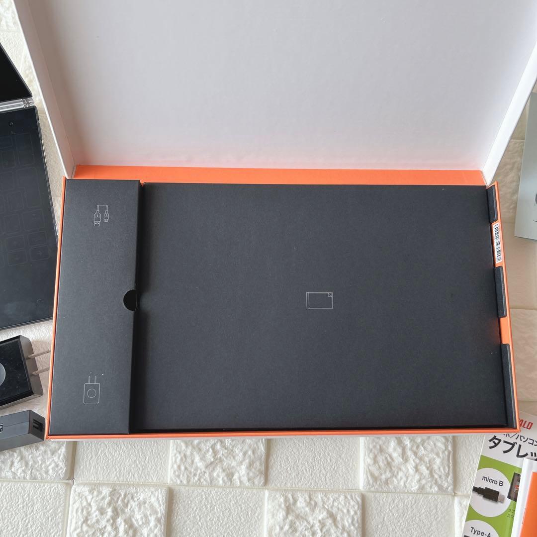 ノートパソコン pc lenovo yogabook 360℃ タブレット 軽量