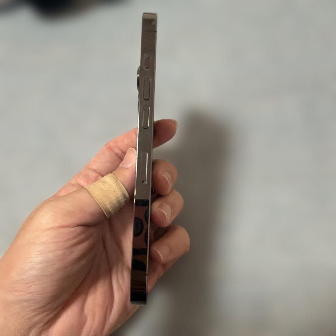 美品　iPhone 13 Pro/256GB ブラック(SIMフリー)