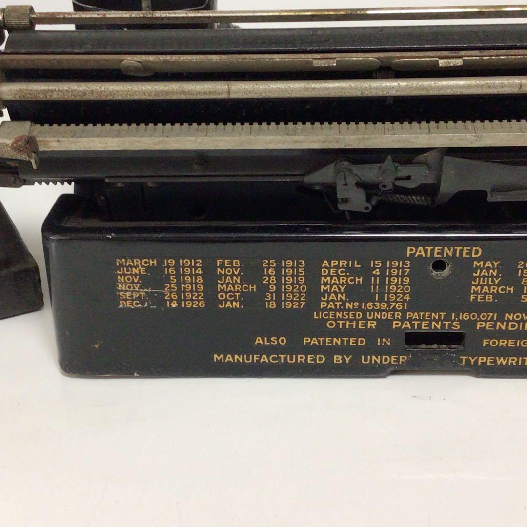 UNDERWOOD ポータブルタイプライター　レトロ　ビンテージ　アメリカ製