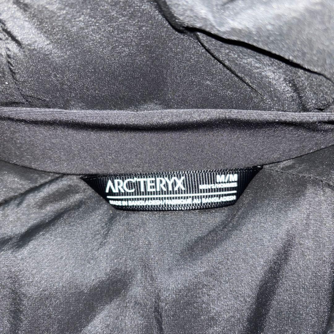 アークテリクス アトムARフーディ