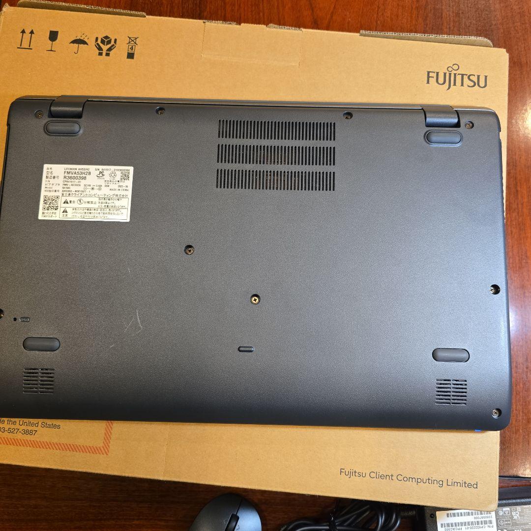 Windowsノート本体 FMV LIFEBOOK AH53/H2 FMVA53H2B 16GB