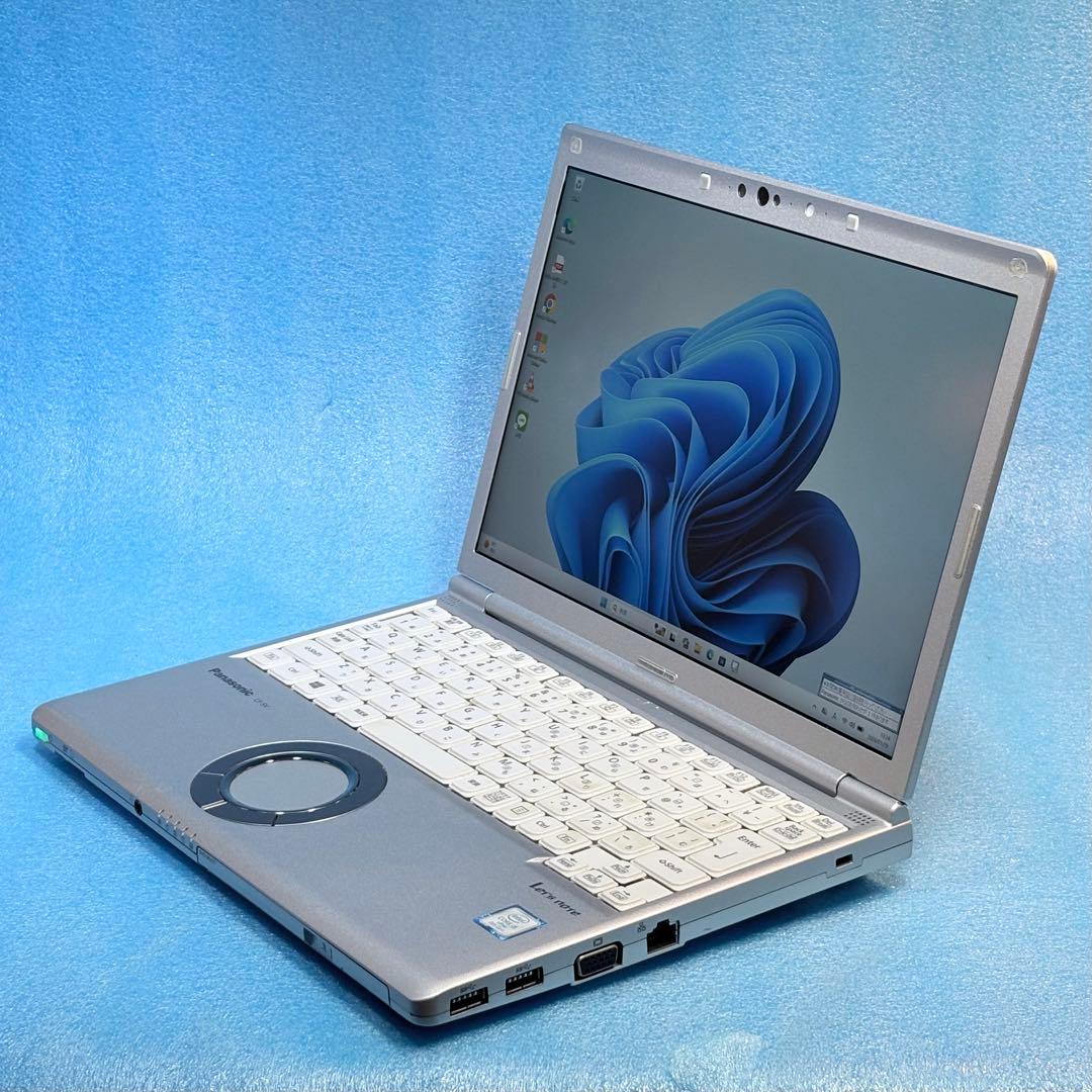 【軽量987g】Windows11ノートパソコン。DVDドライブ付レッツノート