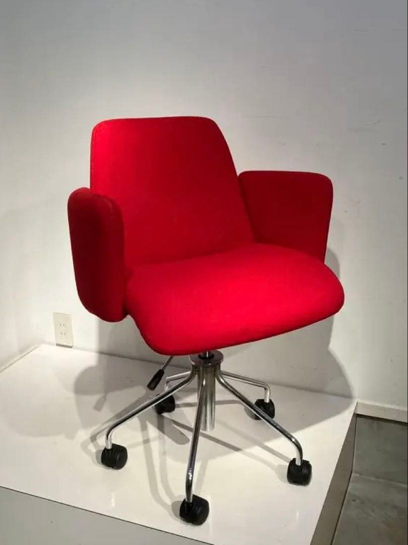 カルテル モーレアチェア、赤、美品、ヴィコマジストレッティ、カッシーナ、アクタス